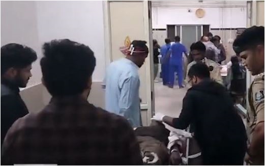 ગુજરાતના અમરેલીમાં ૧ વ્યક્તિ પર ૧૨ જણાના ટોળાએ કુહાડી વડે હુમલો કરી ક્રૂરતા આચરી, જાણો વિગતે