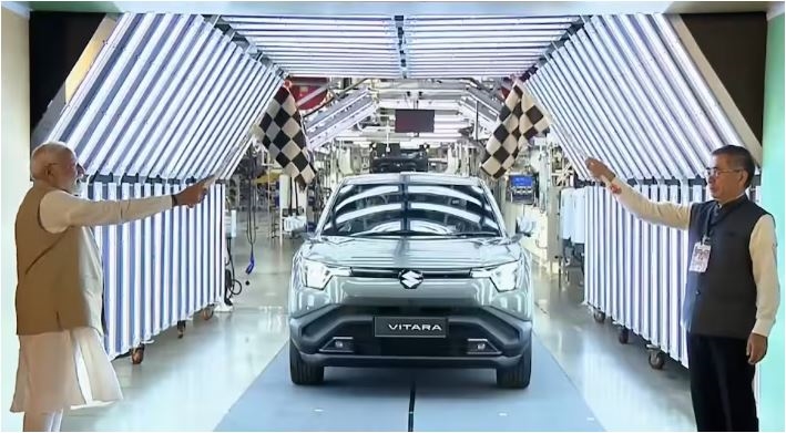 'Maruti e Vitara'નું લોકાર્પણ કરી ઈ-મોબિલિટી ક્ષેત્રે ઔદ્યોગિક વિકાસનો નવો દોર શરૂ કરતાં પીએમ મ