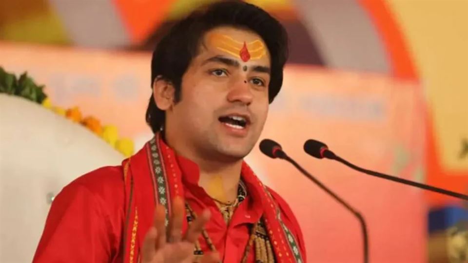 ‘રડવા માટે છોડવું પણ જરૂરી હતું..’, મસૂદ અઝહરના પરિવારના મોત પર શું બોલ્યા બાબા બાગેશ્વર?