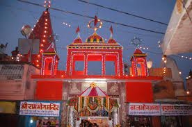 હનુમાનજીના લાખો મંદિર દેશના ખૂણે ખૂણે આવેલા છે પરંતુ આ વિશ્વનું એકમાત્ર એવું મંદિર જ્યાં હનુમાન