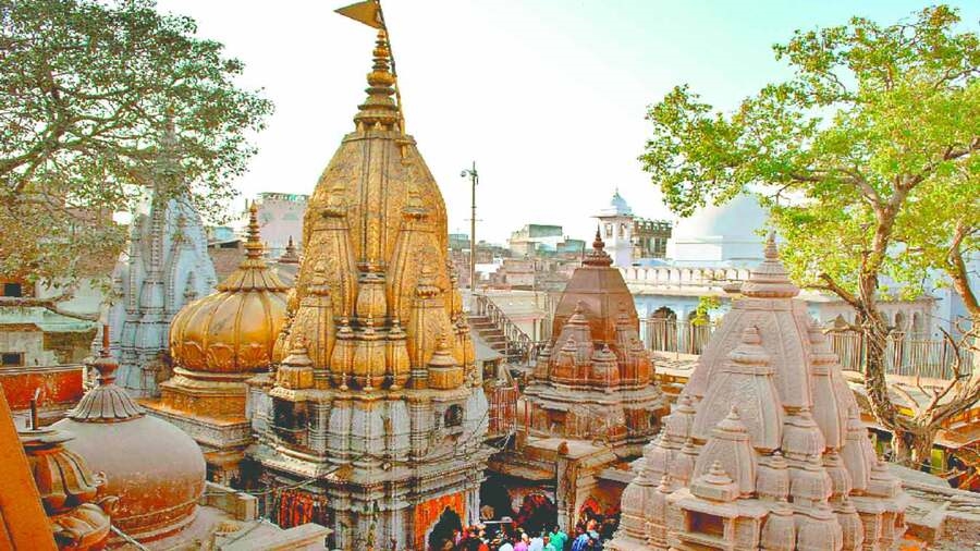 વારાણસી: કાશી વિશ્વનાથ મંદિર અને જ્ઞાનવાપી મસ્જિદ કેસની સુનાવણી ૧૮ સપ્ટેમ્બર સુધી ટાળી દેવાઈ.