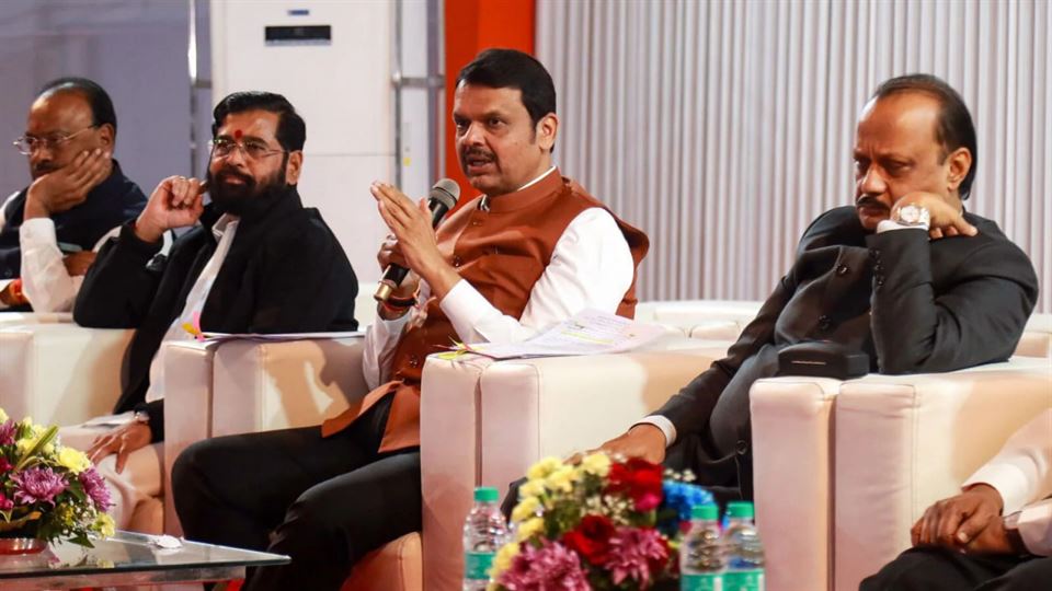 Maharashtra Cabinet Expansion: હવે મહાયુતિમાં 2 પદ માટે ગજગ્રાહ! શિવસેના શિંદેના 2 નેતાઓએ ઠોક્ય