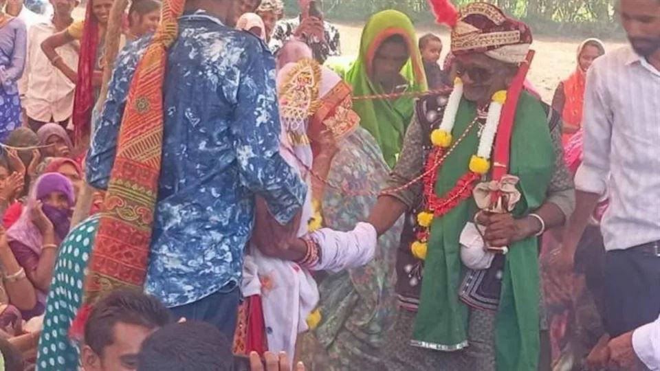 70 વર્ષ લિવ-ઇનમાં રહેનાર દંપતિએ 95 વર્ષની ઉંમરમાં કર્યા લગ્ન