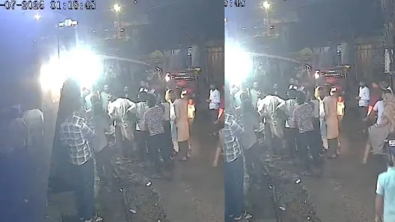 Video: બોલો! 10 રૂપિયા માટે દુકાનદારે મોઢા પર ફેંકી દીધું ઊકળતું પાણી; ગંભીર રીતે દાઝ્યો શખ્સ