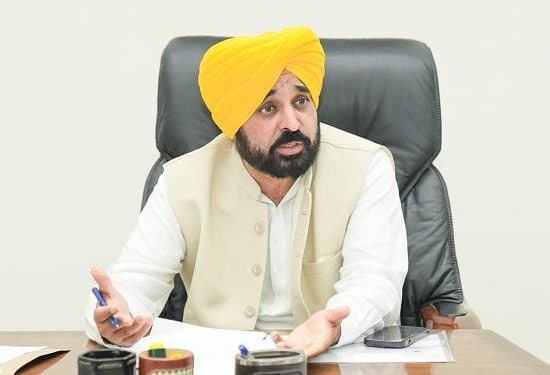 Punjab: આમ આદમી પાર્ટીને મોટો ઝટકો, 2 નેતાઓએ ધરી દીધા રાજીનામાં; CMના પિતરાઇ ભાઈએ જ આ મામલે વિર