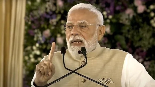 મોદી બાદ PM પદના દાવેદાર કોણ હશે? જાણો શું છે દેશની જનતાનો મિજાજ