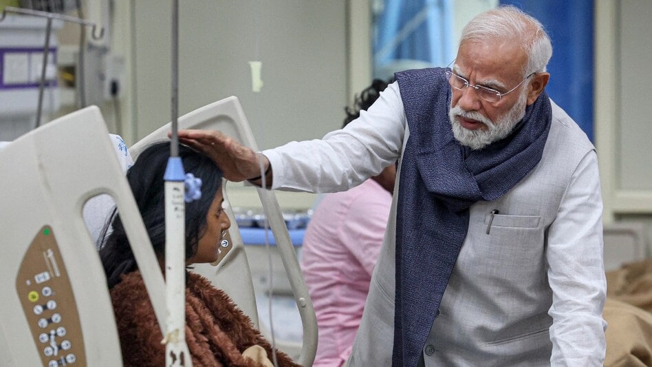 દિલ્હી બ્લાસ્ટને સરકારે માની આતંકી ઘટના, મર્યા ગયેલા લોકોને કેબિનેટ મીટિંગમાં અપાઈ શ્રદ્ધાંજલિ