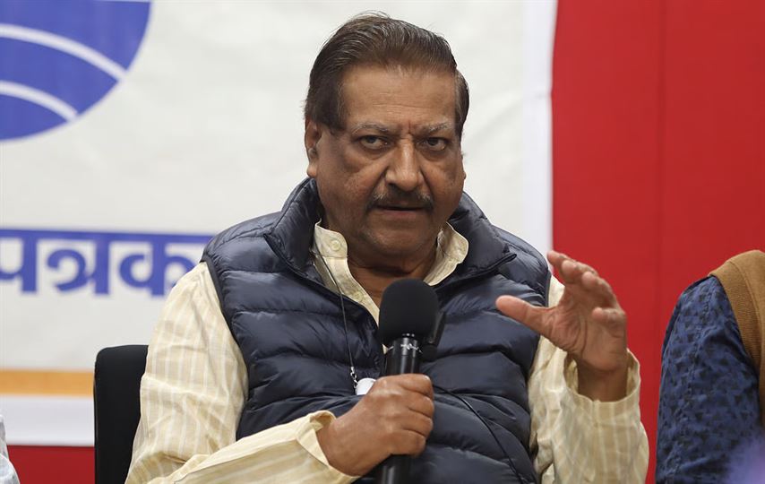 Video: ‘ઓપરેશન સિંદુરના પહેલા જ દિવસે ભારત હારી ગયું હતું, પૂર્વ CM અને કોંગ્રેસના નેતાનું વિવા