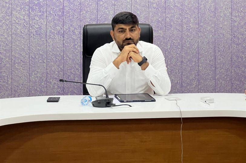 EDના દરોડા બાદ ગુજરાત સરકારની મોટી કાર્યવાહી, તાત્કાલિક અસરથી સુરેન્દ્રનગરના કલેક્ટર ડૉ. રાજેન્