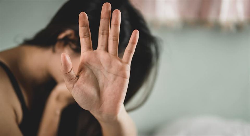 ચાલુ કારમાં 2 કલાક સુધી ગેંગરે*પ! વિરોધ કર્યો તો માથું ફોડી નાખ્યું; અડધી રાત્રે રસ્તામાં ફેંકી