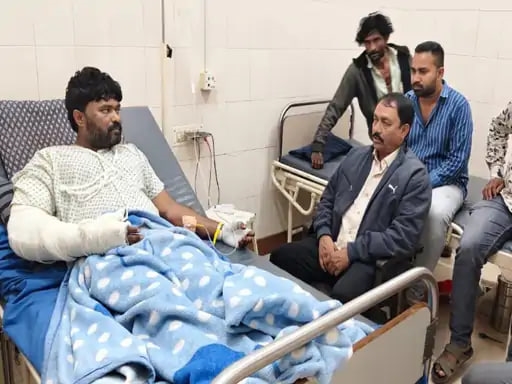 બગદાણા કેસમાં SITની રચના કરાઇ! કોળી સમાજના અગ્રણીઓ મુખ્યમંત્રીને મળ્યા બાદ લેવાયો આ નિર્ણય