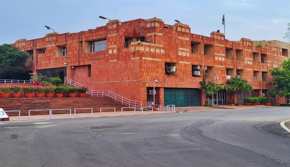 વડાપ્રધાન અને ગૃહમંત્રી વિરુદ્ધ સૂત્રોચ્ચાર કરવાના કેસમાં JNUની કાર્યવાહી, યુનિવર્સિટીએ FIR દાખ