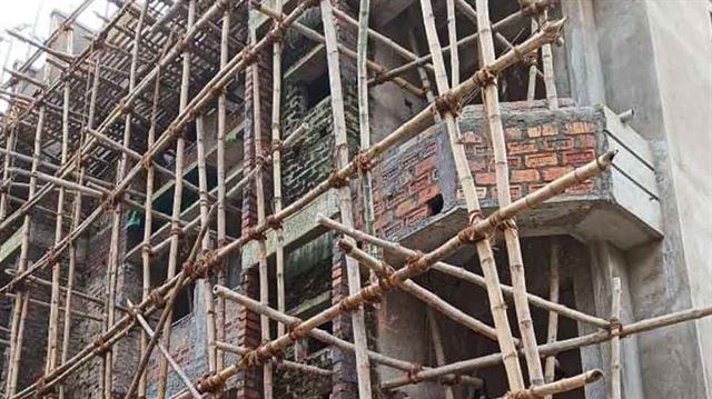 Breaking News : ગુજરાતના અમદાવાદમાં એક નિર્માણાધીન ઈમારતની લિફ્ટ તૂટી પડતાં 7 લોકોનાં મોત, બિલ્
