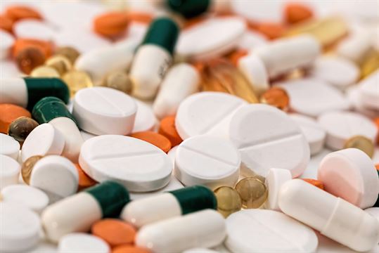 હવેથી ફ્રીમાં મળશે આ બધી દવાઓ: રાજ્ય સરકારે જીવનરક્ષક દવાઓની સંખ્યા 717થી વધારીને 1382 કરી! ક્ય
