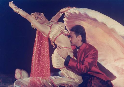 માધુરી દીક્ષિત અને જેકી શ્રોફની 34 વર્ષ જૂની સુપરહિટ ફિલ્મ પર બનશે વેબ સીરિઝ, જાણો ક્યારે રીલિઝ