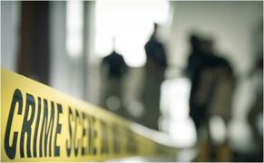 ઘોર કળિયુગ! માતાને પડોશી સાથે રંગરેલિયા મનાવતી જોઈ જતાં પુત્રે કર્યું આ કામ, પોલીસ પણ આ જાણી ચો