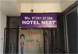 સુરતમાં એક હોમિયોપેથિક તબીબે આત્મહત્યા કરવા હોટલમાં રૂમ બૂક કરાવ્યો, સ્યુસાઈડ નોટમાં કર્યો આ ખુ