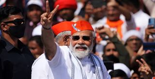 PM Modi ગુજરાતના ઝંઝાવાતી પ્રચાર પ્રવાસે: ક્ષત્રિય સમાજ વિરોધ કરશે? મોદી ક્યાં સભા ગજવશે?