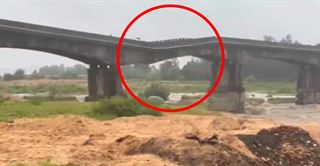 Chhota Udepur Bridge Collapsed: પાણીના પ્રવાહથી બ્રિજના બે ટુકડા! શિહોદમાં ભારજ નદી પરનો બ્રિજ 