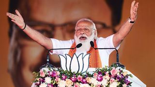 Gujarat Election 2022 : શું પાટીદારોને મનાવવા PM મોદી મેદાનમાં ઉતર્યા?! સુરતની બેઠકો માટે જાણો 