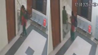 Video: ભાજપના નેતાએ મહિલા સાથે કરી અશ્લીલ હરકત, વીડિયો વાયરલ થતા આપી સફાઈ, બોલ્યા- ચક્કર આવ્યા