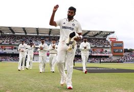 IND Vs ENG First Test: ‘કોહિનૂર હીરાની જેમ કિંમતી છે બૂમરાહ’, ઇંગ્લેન્ડમાં જસ્સીની બોલિંગના દીવ