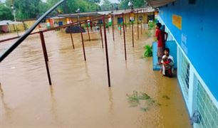 Students Rescued: નદીમાં અચાનક પાણી વધતા ફસાઈ ગયા 162 બાળકો, જુઓ દિલધડક રેસ્ક્યૂ ઓપરેશન