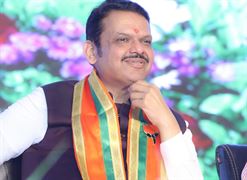 Maharashtra Cancels 3 Language Policy Resolution: મરાઠી અસ્મિતા સામે ઝૂકી ફડણવીસ સરકાર! મહારાષ્
