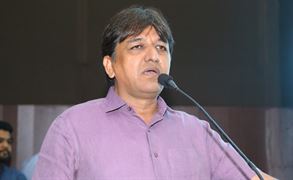 Sandip Desai: સુરત ડિસ્ટ્રિક્ટ કો-ઓપરેટિવ બેન્કના ડિરેક્ટર પદ પરથી ધારાસભ્ય સંદીપ દેસાઇનું 6 મહ
