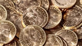 ‘સોનાની ઈંટો અને સિક્કાઓથી ભરેલી થેલીઓ...’, ઘરના ખોદકામમાં મળ્યો રહસ્યમય ખજાનો