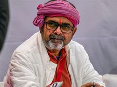 પ્રખ્યાત શિક્ષક અવધ ઓઝાએ રાજકારણમાંથી સંન્યાસ લઈ લીધો, જણાવ્યું આમ આદમી પાર્ટીમાં કઇ વાતની હતી 