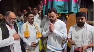 વન-ડે શ્રેણી બાદ આ મંદિરના દર્શને પહોંચ્યો કોહલી, સિમ્પલ લુકનો વીડિયો વાયરલ