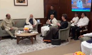 Video: શિયાળુ સત્ર સ્થગિત, પક્ષ-વિપક્ષે એક સાથે લીધી ‘ચા’ની ચૂસ્કી; શું સંદેશ આપી ગઈ ચાની કેમિસ