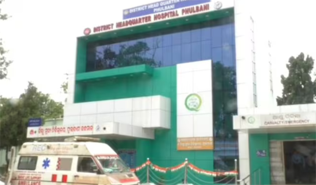 વિદ્યાર્થીઓની આંખોમાં ફેવિક્વિક