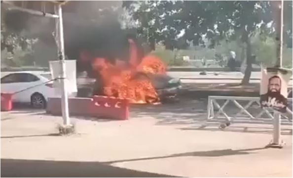 કોર્ટની કામગીરી સ્થગિત