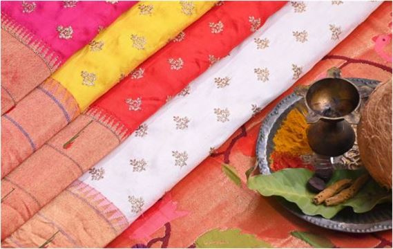ધાબળા અથવા કપડાં