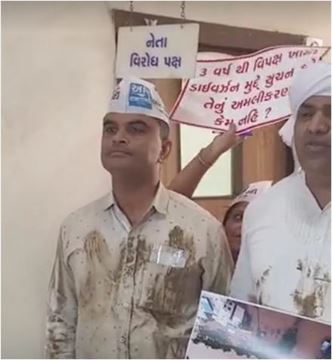 BJP ટ્રીપલ એન્જીનની વાત કરે છે, અહીં છે એન્જીન વગરના ડબ્બા!