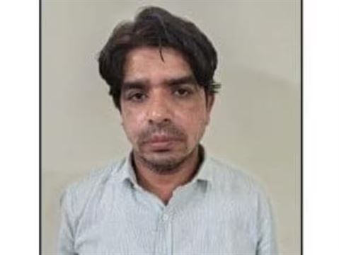 વિઝા અપાવવાના નામ પર કરતો હતો વસૂલી