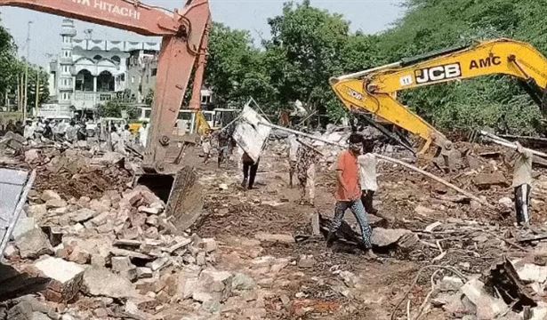 ફરી દબાણ ન થાય તે માટે દીવાલ બનાવવામાં આવશે