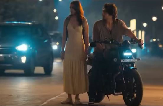 વીડિયો પસંદ કરવામાં આવી રહ્યો છે