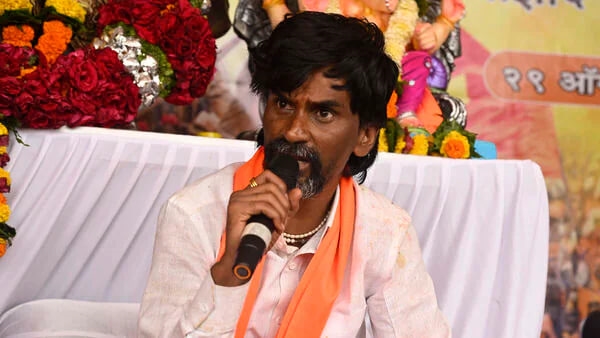 જરાંગેની માગ શું છે