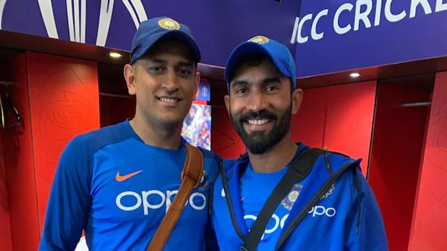 'ધોનીના કારણે અલગ અલગ ભૂમિકાઓ અપનાવી'