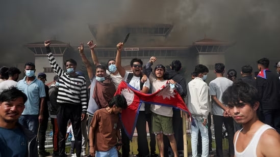 યુવાનોએ આંદોલનનું નેતૃત્વ કર્યું