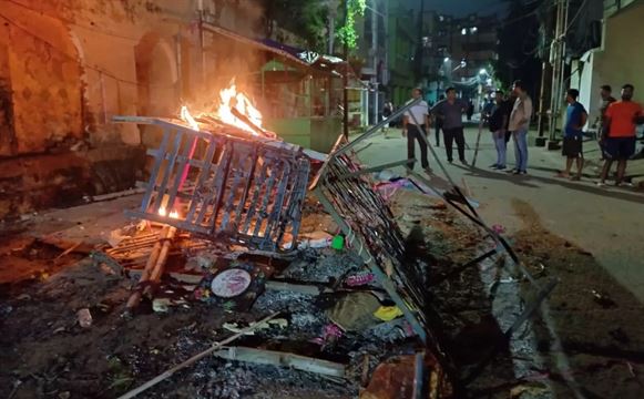 આગ લગાવવા અને તોડફોડની ઘટનાઓ
