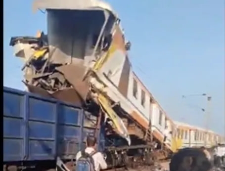 સિગ્નલ તોડવાને કારણે અકસ્માત સર્જાયો હતો