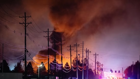 બચાવ અને બચાવ કામગીરી ચાલુ છે