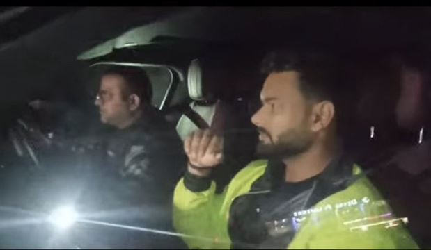 ડિનર માટે ઋષભ પંત પણ ધોનીના ઘરે પહોંચ્યો હતો,