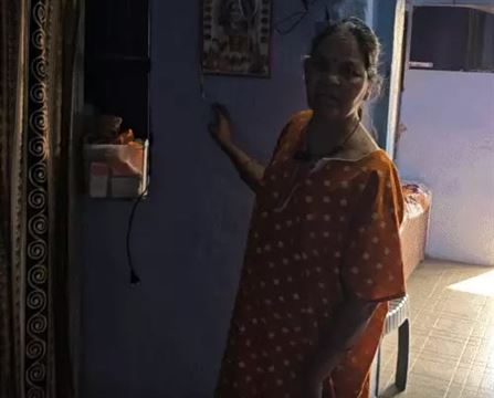 ઘરના માલિકની દયનીય સ્થિતિ