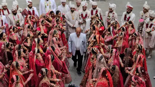 133 દીકરીઓને વિદાય આપી