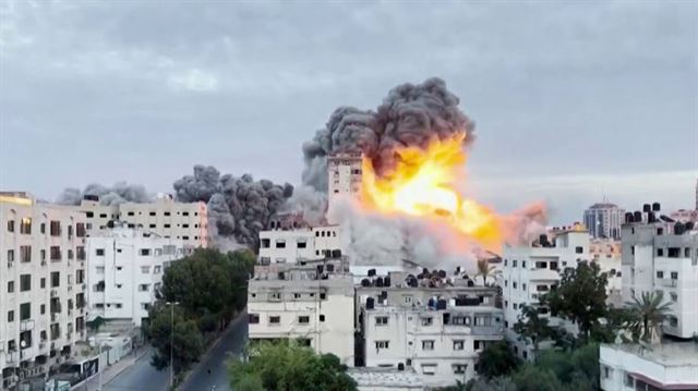 નાગરિકો અને IDF સૈનિકોને બંદી બનાવ્યા: